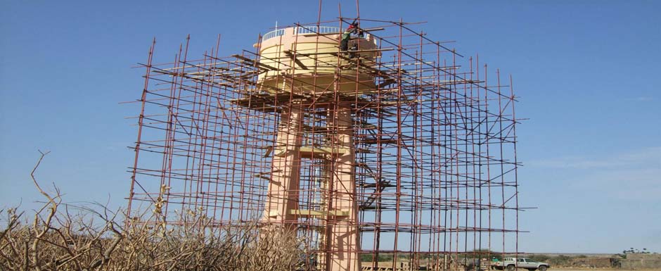 Château d'eau de 250 m³ à 20 m : cuve coffrée